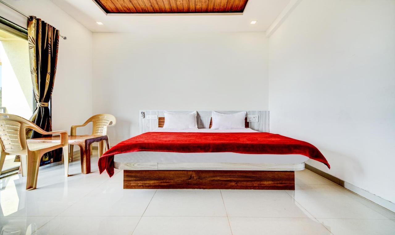 Aditya Hill View Inn Mahābaleshwar Екстериор снимка