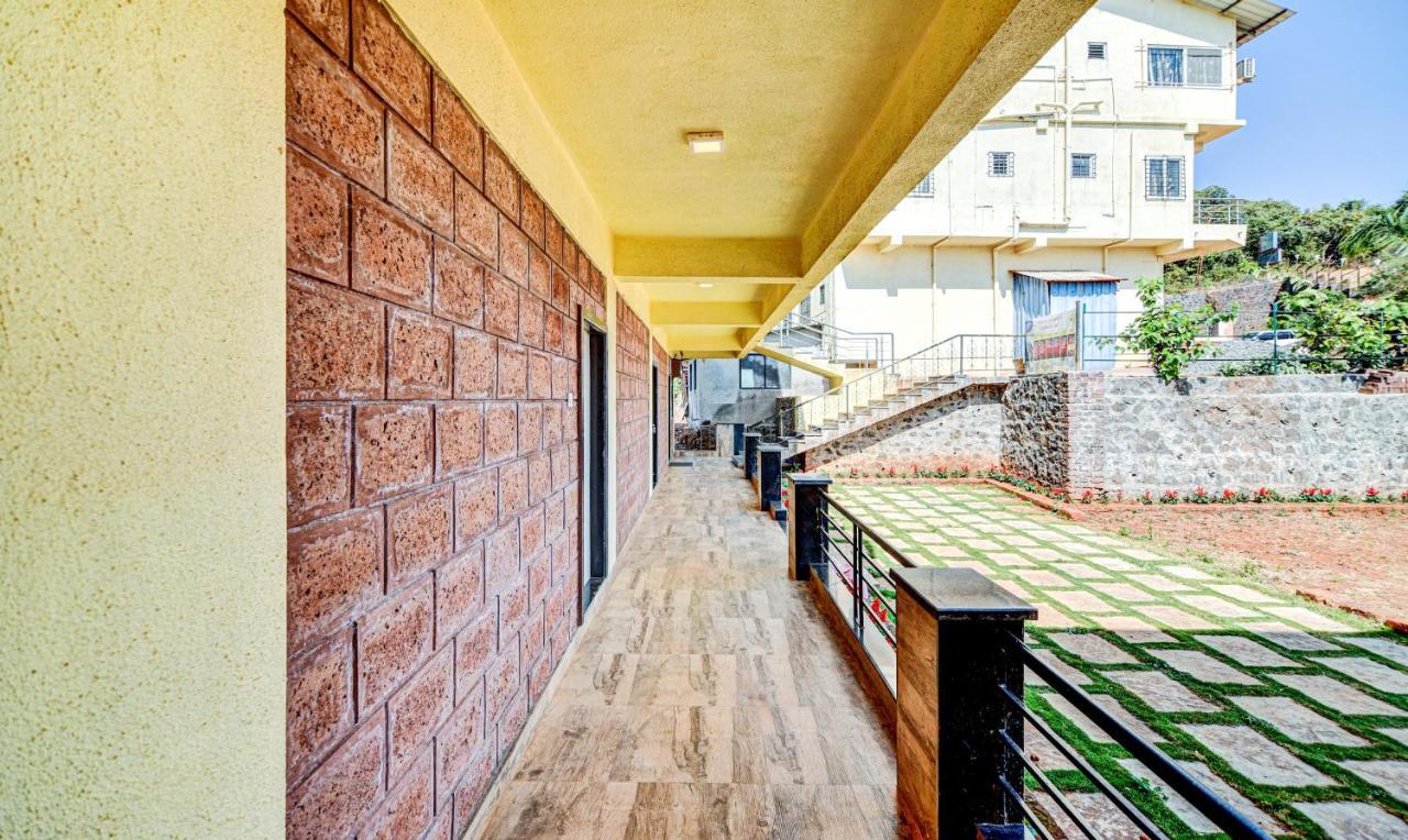 Aditya Hill View Inn Mahābaleshwar Екстериор снимка