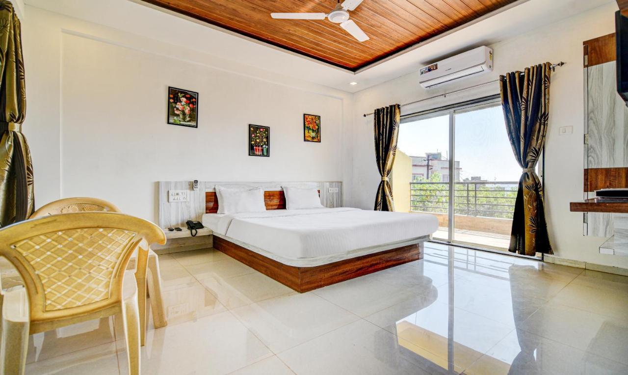 Aditya Hill View Inn Mahābaleshwar Екстериор снимка