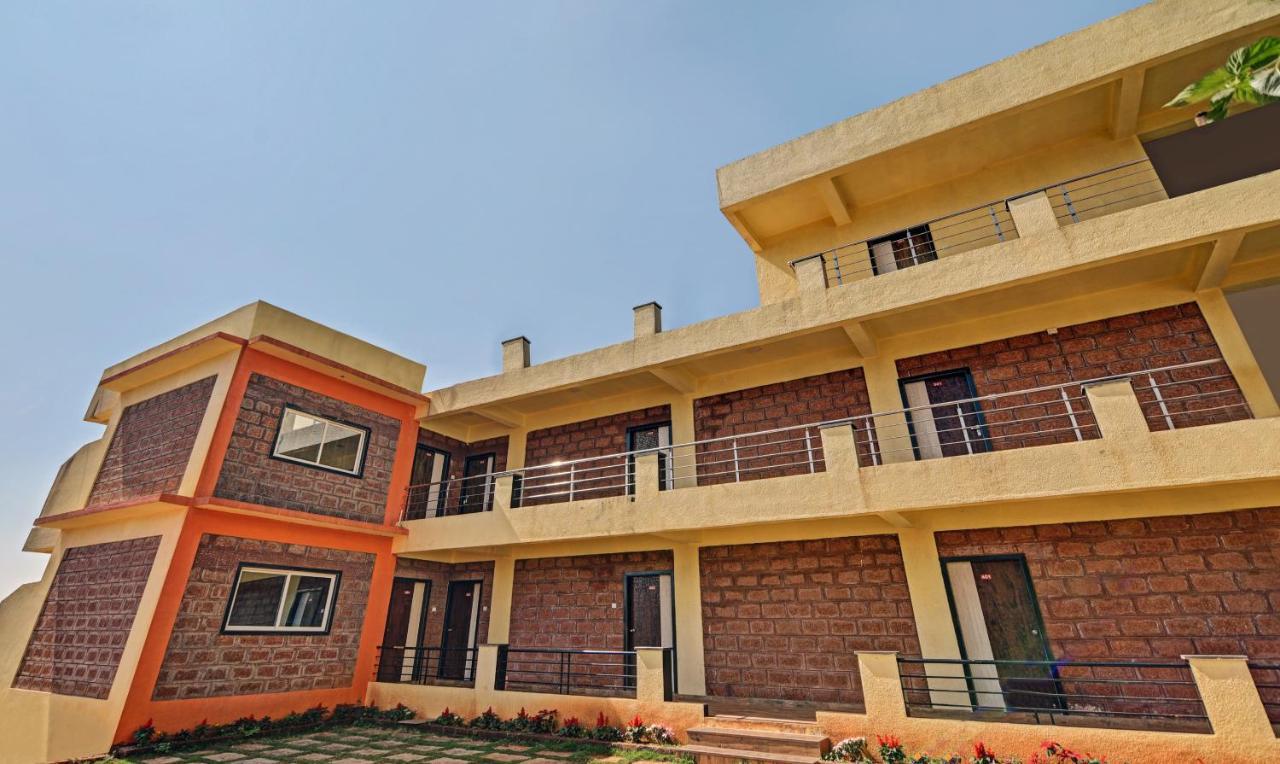 Aditya Hill View Inn Mahābaleshwar Екстериор снимка